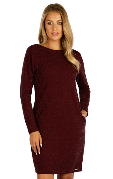 Dresses, skirts, tunics > Women´s dress with long sleeves. 7E037