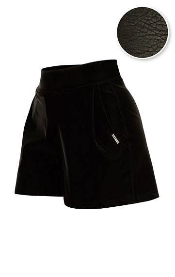 Women´s insulated shorts.