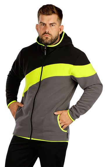 Men´s fleece hooded jumper.